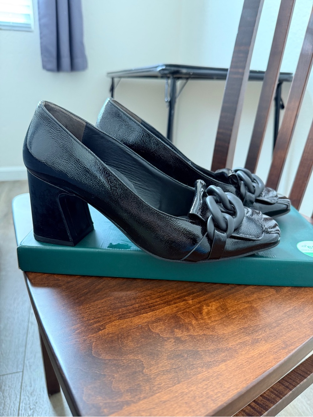 Paul Green Black Crinkled Patent Ozzie Pump
